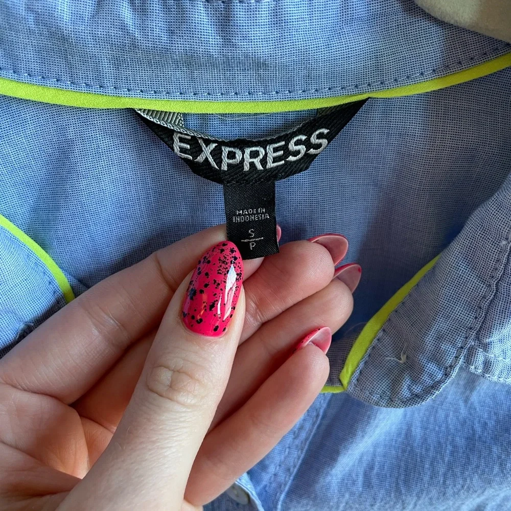 Express chambray button down - Picture 4 of 4